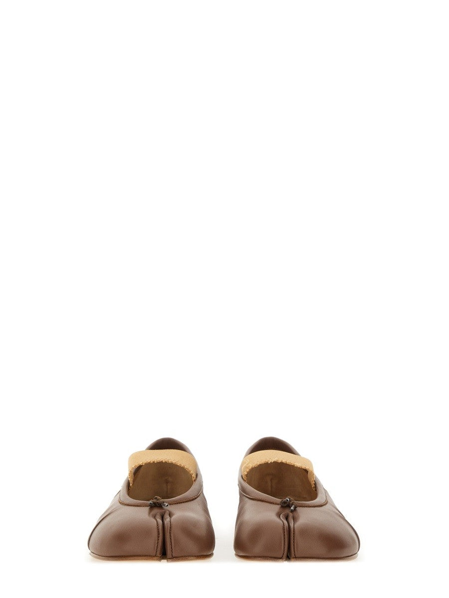 Maison Margiela TABI BALLERINA WITH ELASTIC BAND